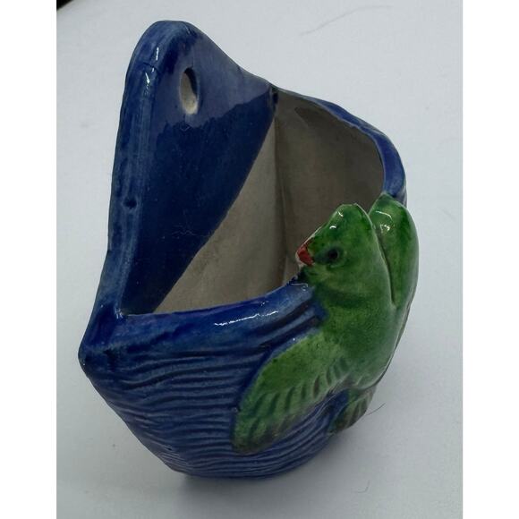 Vintage Ceramic Wallpocket Blue with Green Birds - Picture 3 of 6